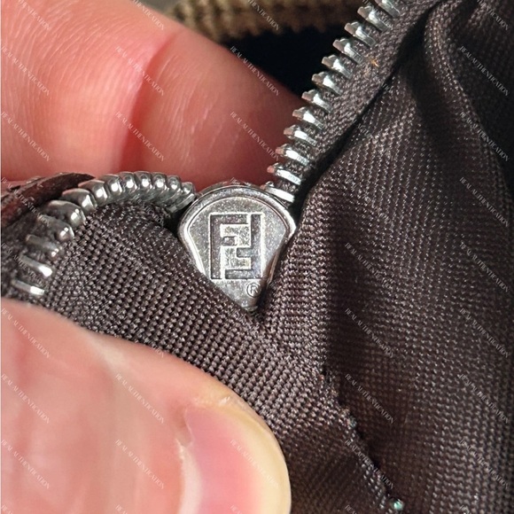 Vintage Fendi Brown Corduroy Baguette Bag - Picture 8 of 16